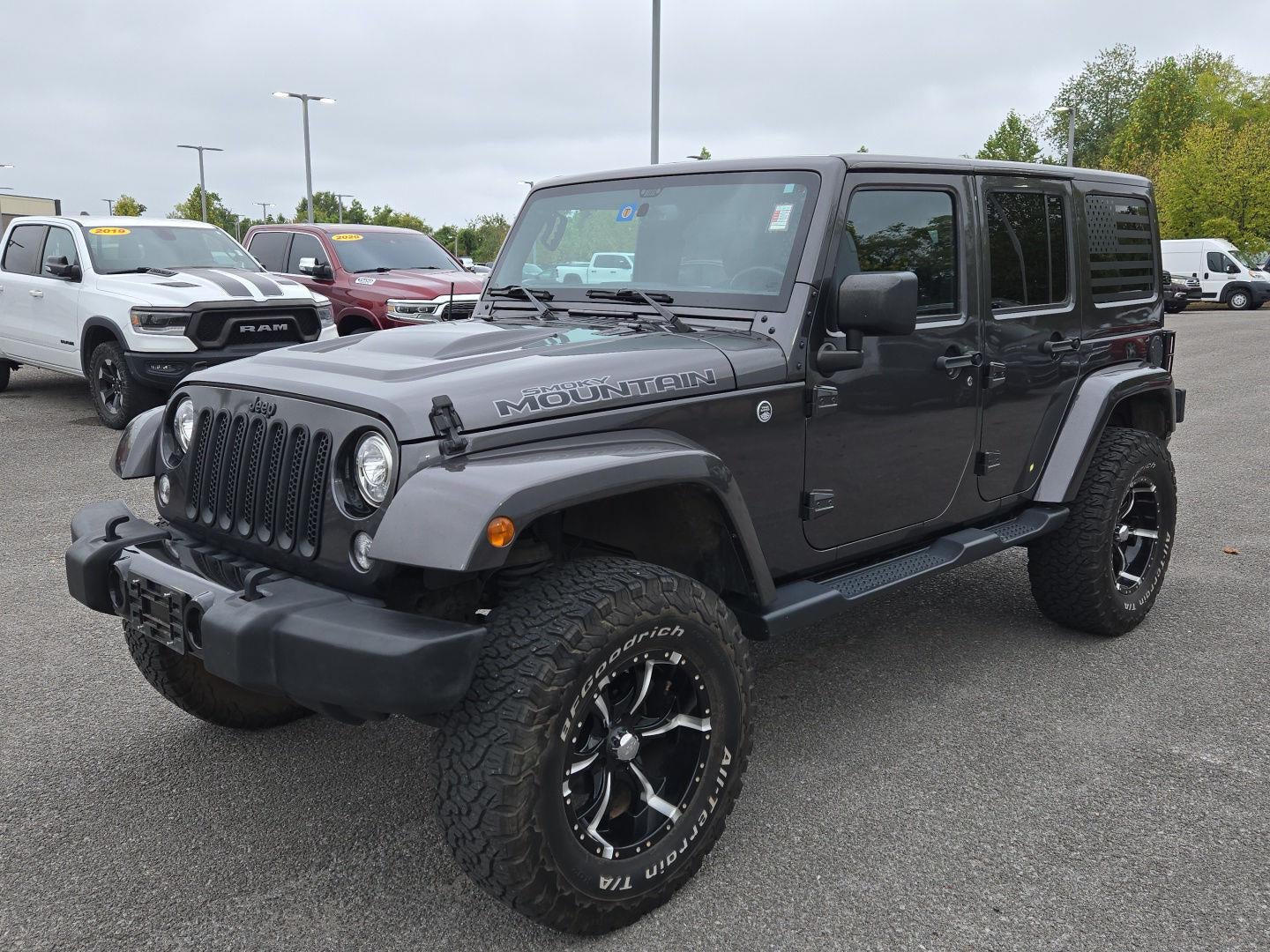 2017 Jeep Wrangler Unlimited Smoky Mountain 4x4