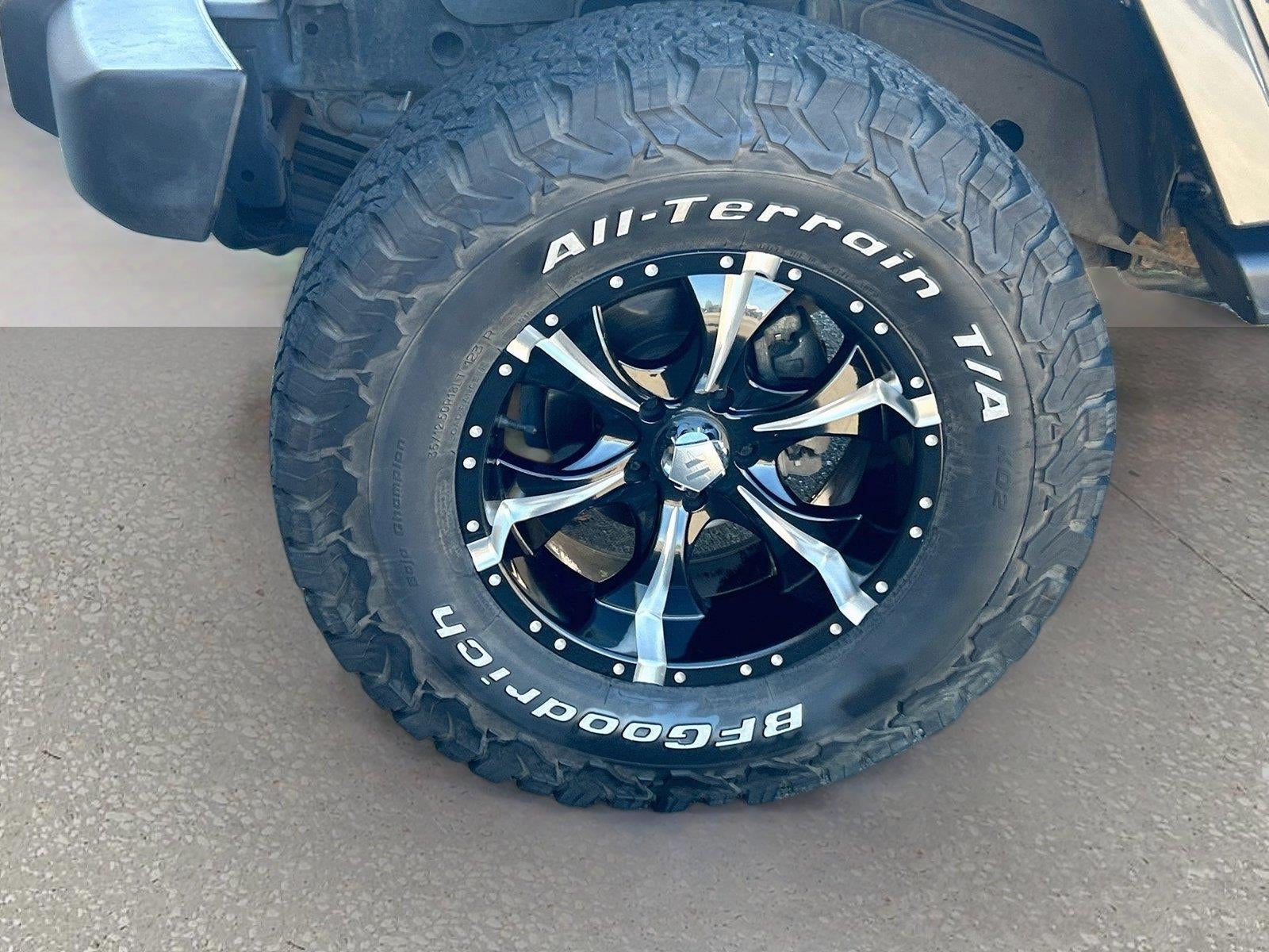 2017 Jeep Wrangler Unlimited Smoky Mountain 4x4