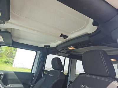 2017 Jeep Wrangler Unlimited Sahara 4x4