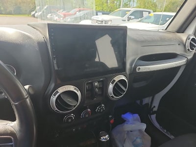 2017 Jeep Wrangler Unlimited Sahara 4x4