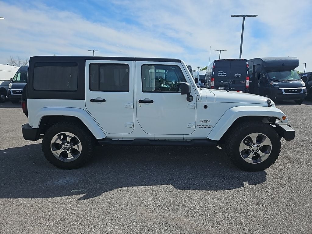 2017 Jeep Wrangler Unlimited Sahara 4x4
