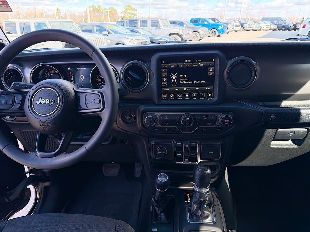 2023 Jeep Wrangler 4-Door Willys 4x4