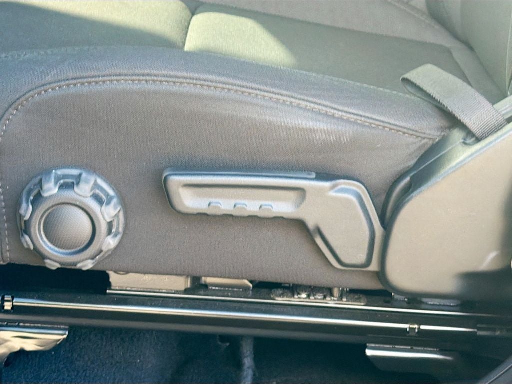 2023 Jeep Wrangler 4-Door Willys 4x4