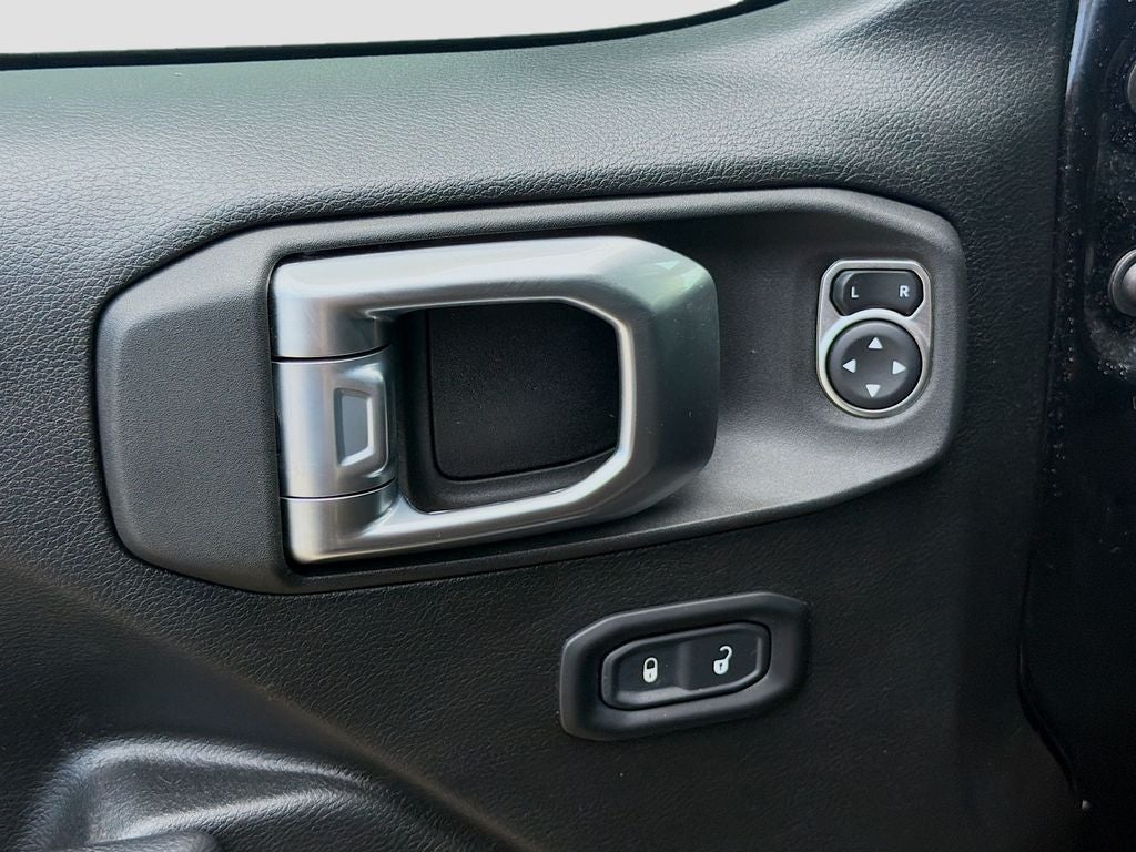 2022 Jeep Wrangler Unlimited Willys 4x4