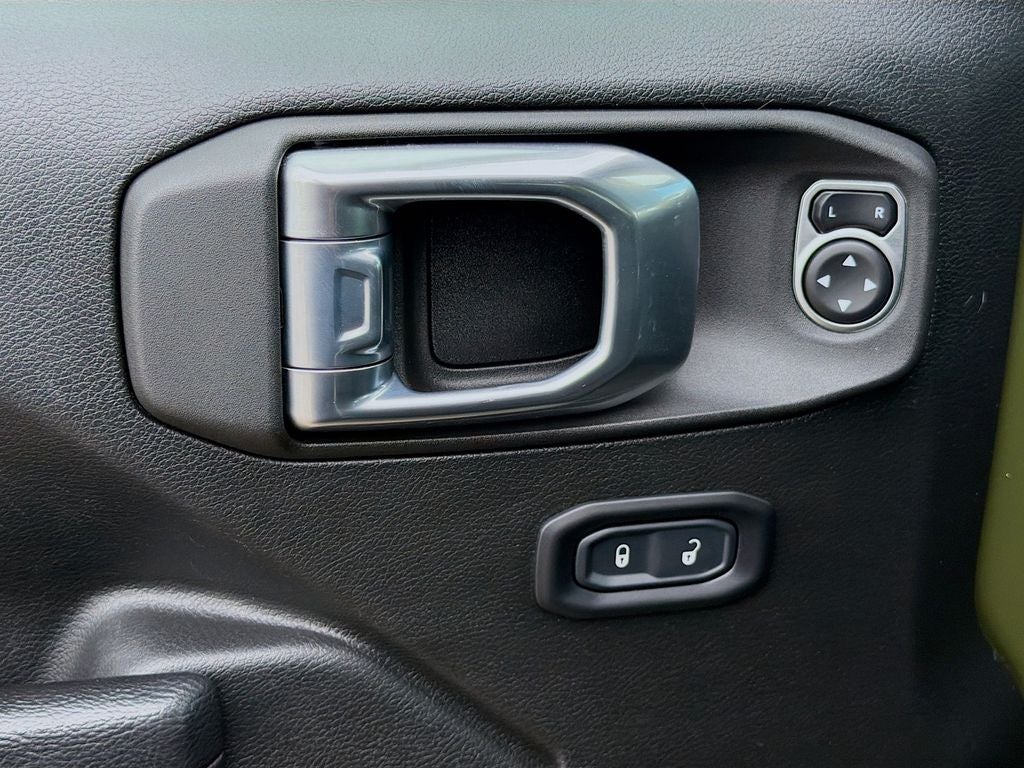 2022 Jeep Wrangler Unlimited Willys 4x4