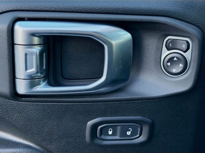 2020 Jeep Wrangler Unlimited Willys 4X4