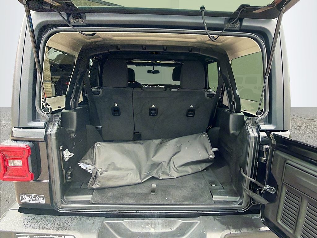 2021 Jeep Wrangler Unlimited Sahara 4x4