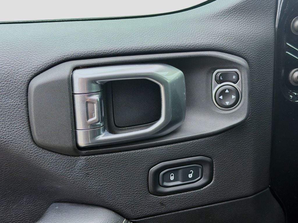 2021 Jeep Wrangler Unlimited Sahara 4x4