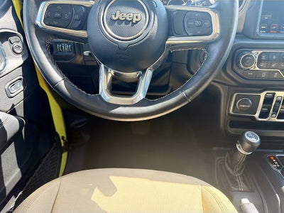 2022 Jeep Wrangler Unlimited Sahara 4x4