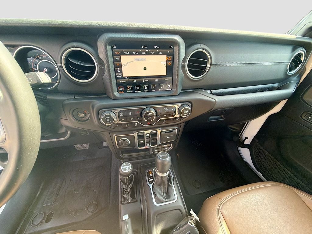 2022 Jeep Wrangler Unlimited Sahara 4x4