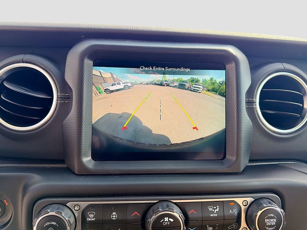 2022 Jeep Wrangler Unlimited Sahara 4x4