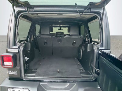 2022 Jeep Wrangler Unlimited Sahara 4x4