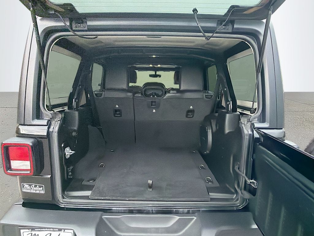 2022 Jeep Wrangler Unlimited Sahara 4x4