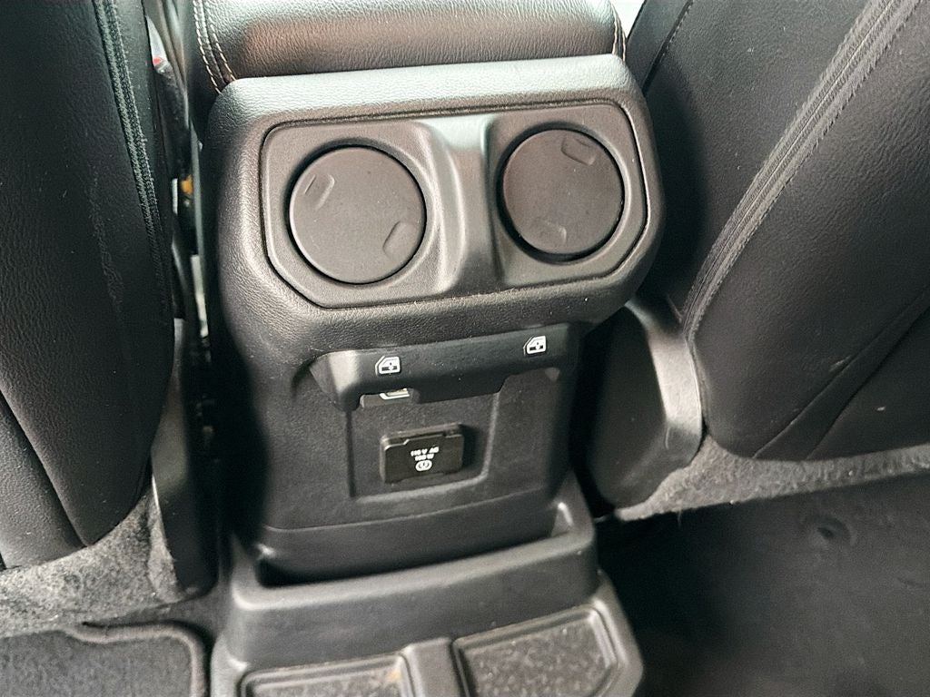 2022 Jeep Wrangler Unlimited Sahara 4x4