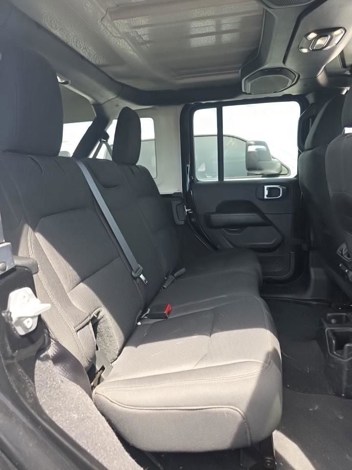2022 Jeep Wrangler Unlimited Sahara 4x4