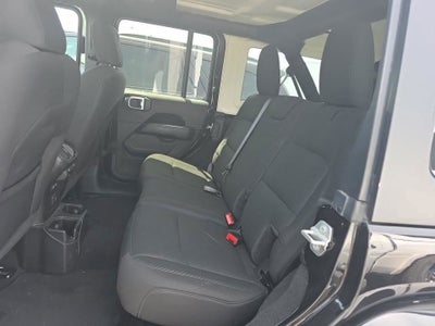 2022 Jeep Wrangler Unlimited Sahara 4x4