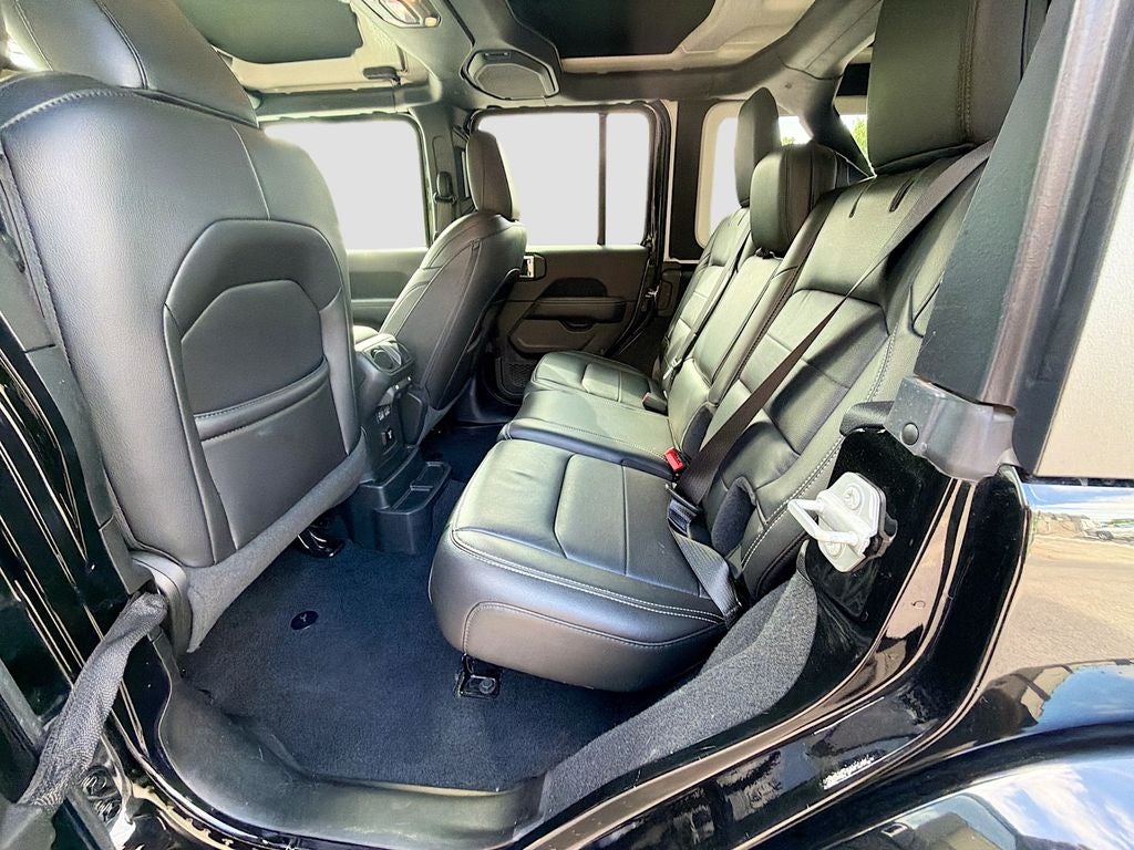 2022 Jeep Wrangler Unlimited Sahara 4x4