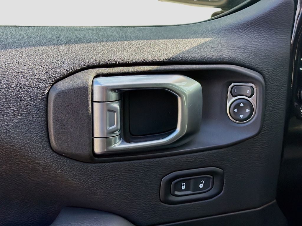 2022 Jeep Wrangler Unlimited Sahara 4x4