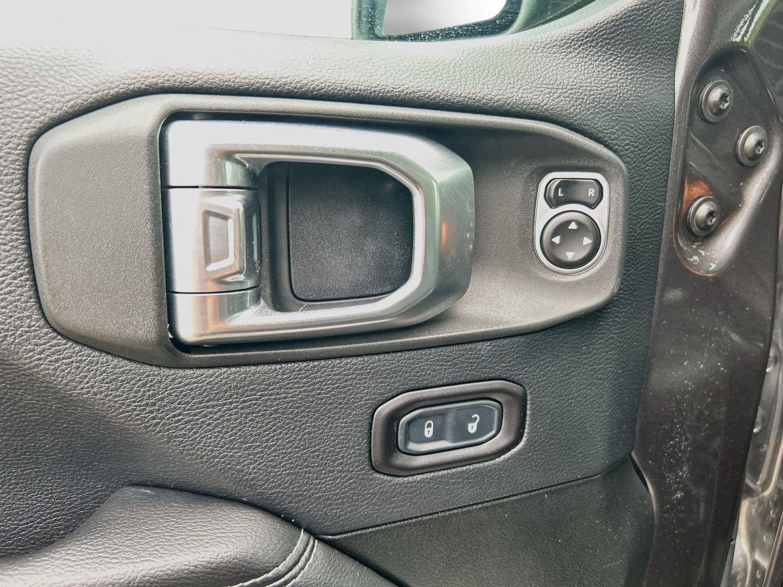 2018 Jeep Wrangler Unlimited Sahara 4x4