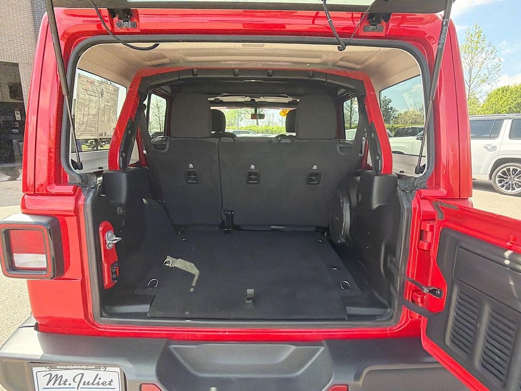 2022 Jeep Wrangler Unlimited Sahara 4x4