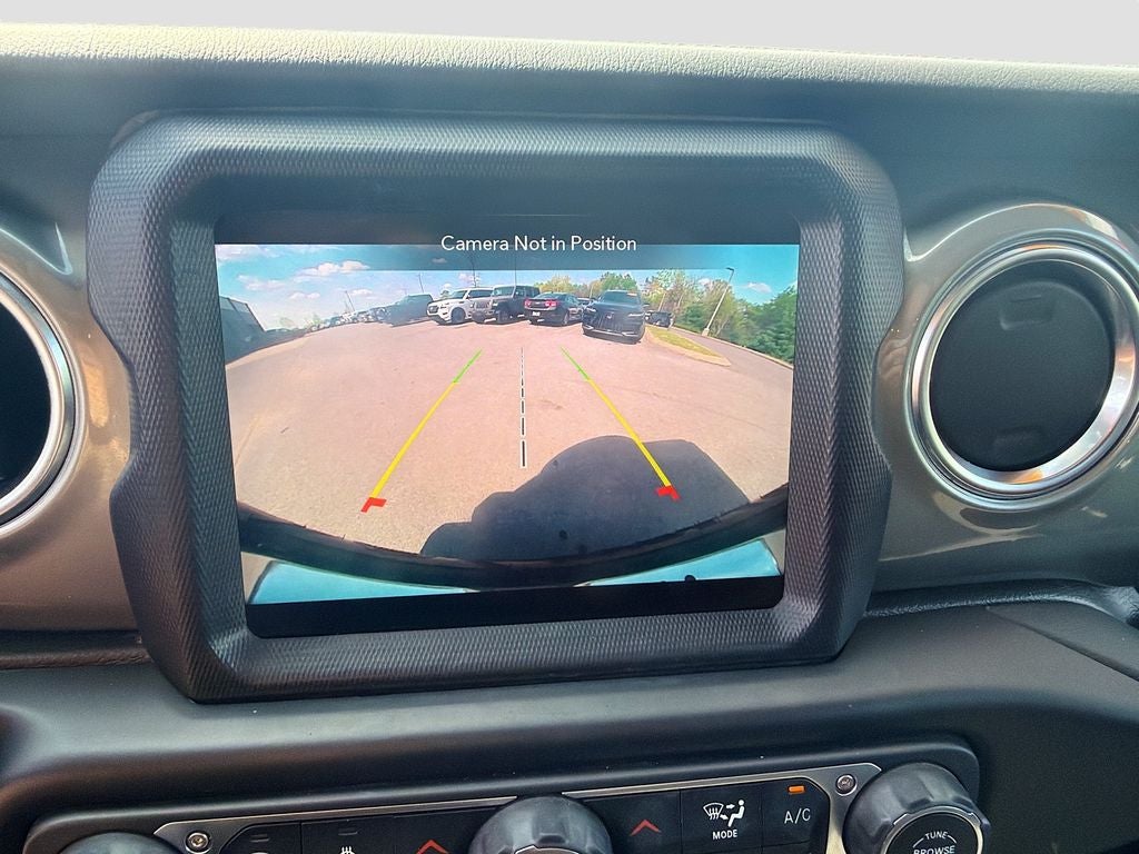 2022 Jeep Wrangler Unlimited Sahara 4x4