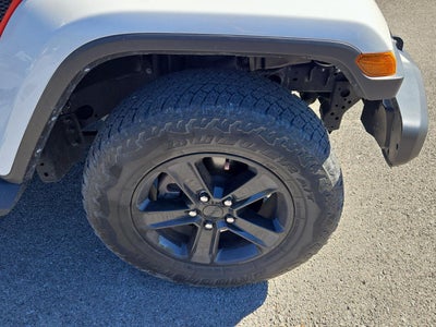 2022 Jeep Wrangler Unlimited Sahara Altitude 4x4