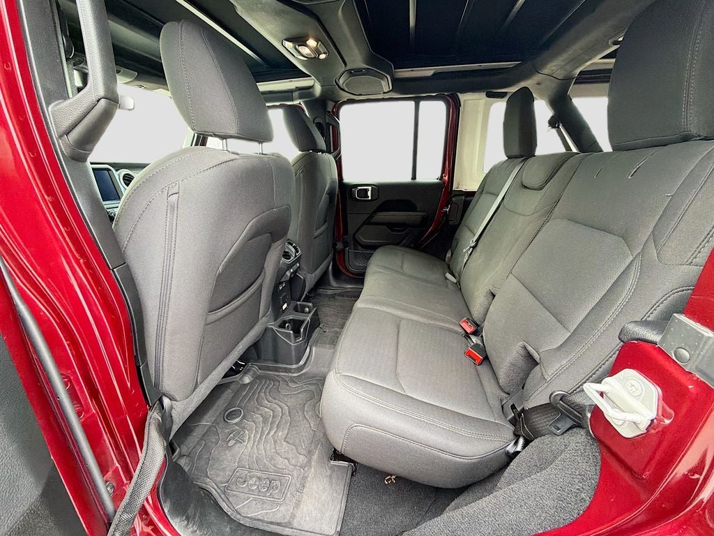 2021 Jeep Wrangler Unlimited Sahara 4x4