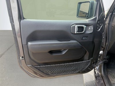 2022 Jeep Wrangler Unlimited Sahara 4x4