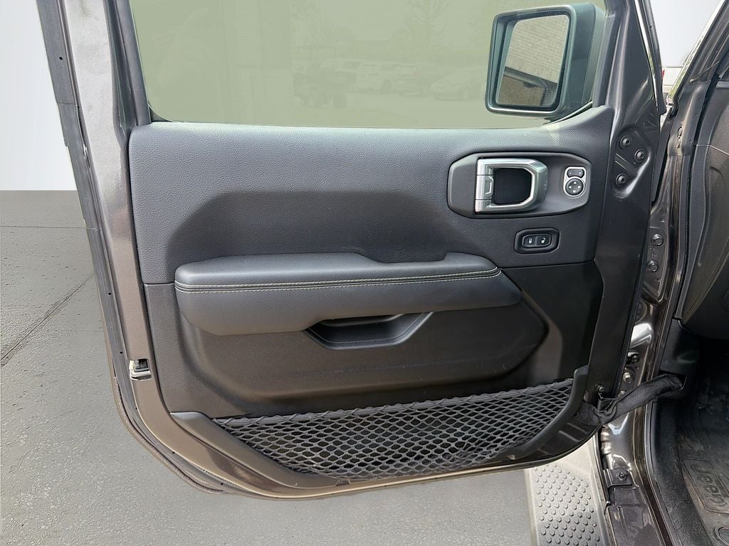 2022 Jeep Wrangler Unlimited Sahara 4x4