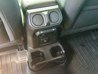 2022 Jeep Wrangler Unlimited Sahara 4x4