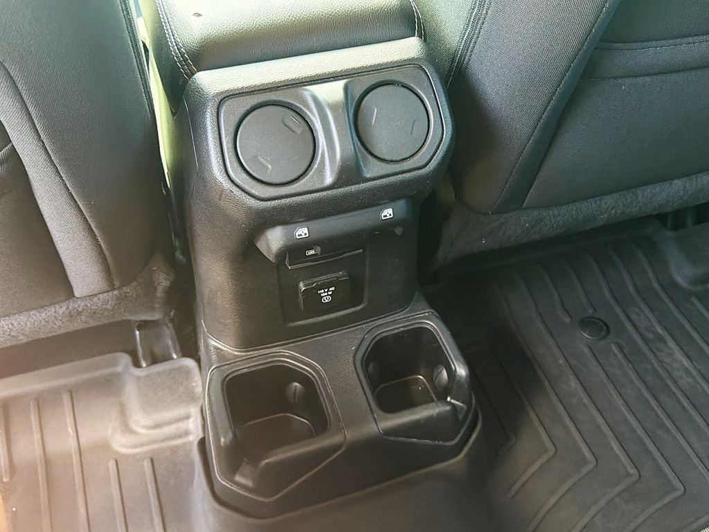 2022 Jeep Wrangler Unlimited Sahara 4x4