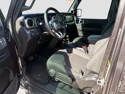 2022 Jeep Wrangler Unlimited Sahara 4x4