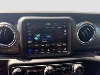 2022 Jeep Wrangler Unlimited Sahara 4x4