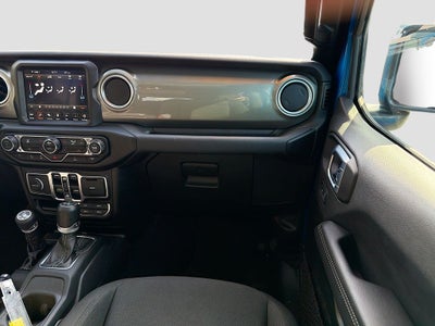 2022 Jeep Wrangler Unlimited Sahara 4x4