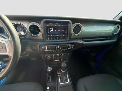 2022 Jeep Wrangler Unlimited Sahara 4x4