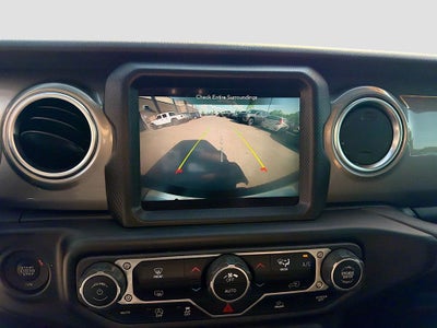 2022 Jeep Wrangler Unlimited Sahara 4x4