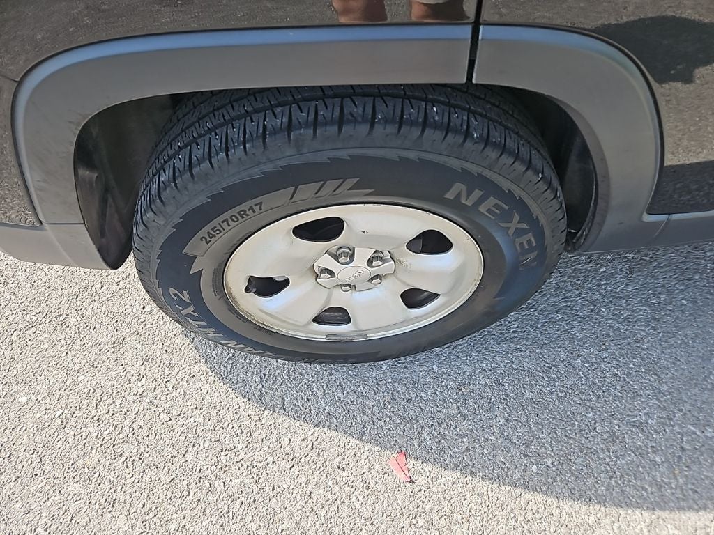 2014 Jeep Cherokee Sport