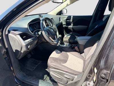 2014 Jeep Cherokee Sport