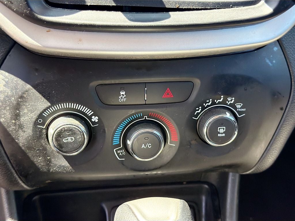 2014 Jeep Cherokee Sport