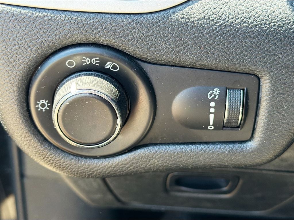 2014 Jeep Cherokee Sport