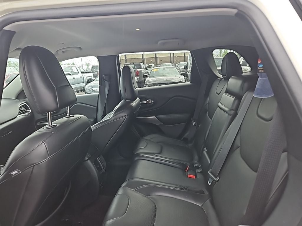 2019 Jeep Cherokee Overland 4x4