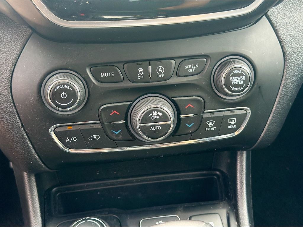 2019 Jeep Cherokee Overland 4x4