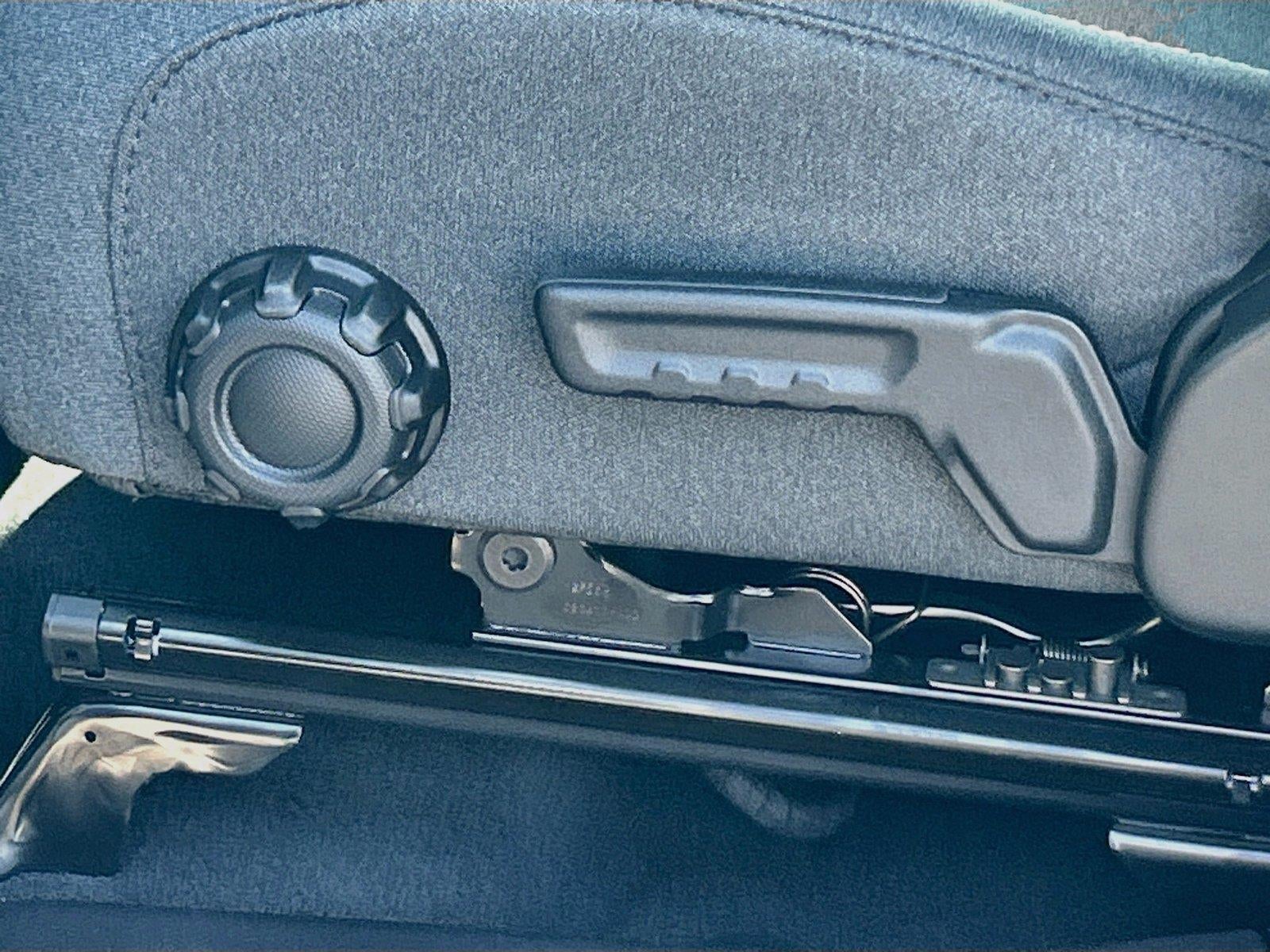 2027 Jeep Wrangler WRANGLER 4-DOOR SPORT S