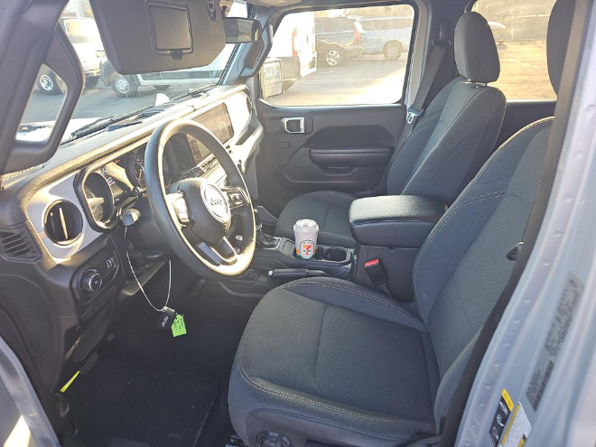 2024 Jeep Wrangler 4-Door Sport S 4x4