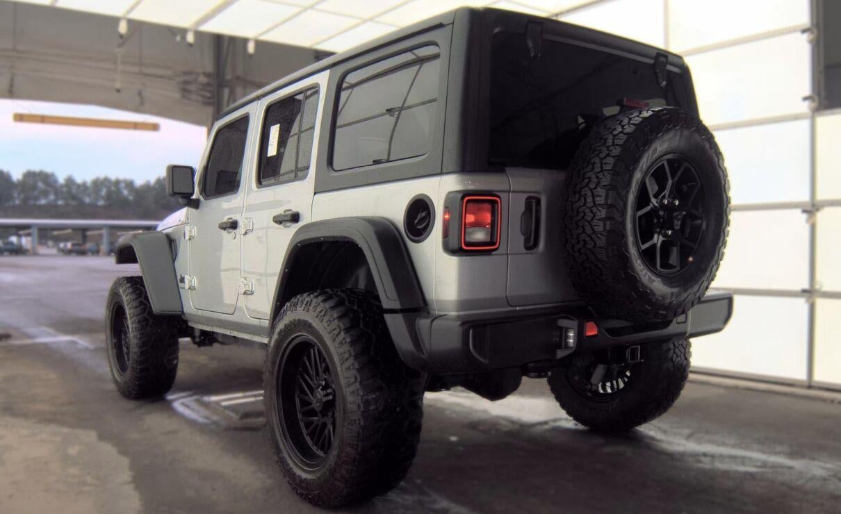 2024 Jeep Wrangler 4-Door Willys 4x4