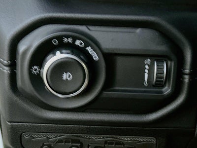 2027 Jeep Wrangler WRANGLER 4-DOOR SAHARA