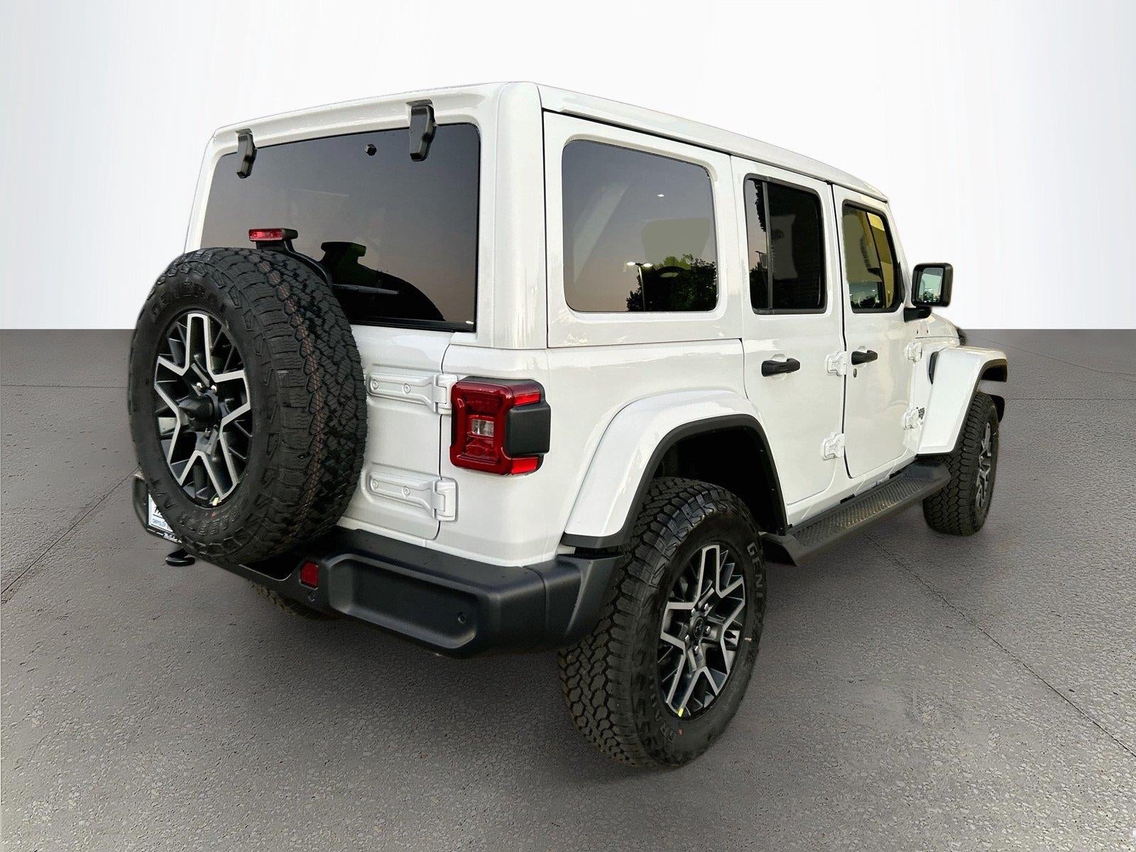 2027 Jeep Wrangler WRANGLER 4-DOOR SAHARA