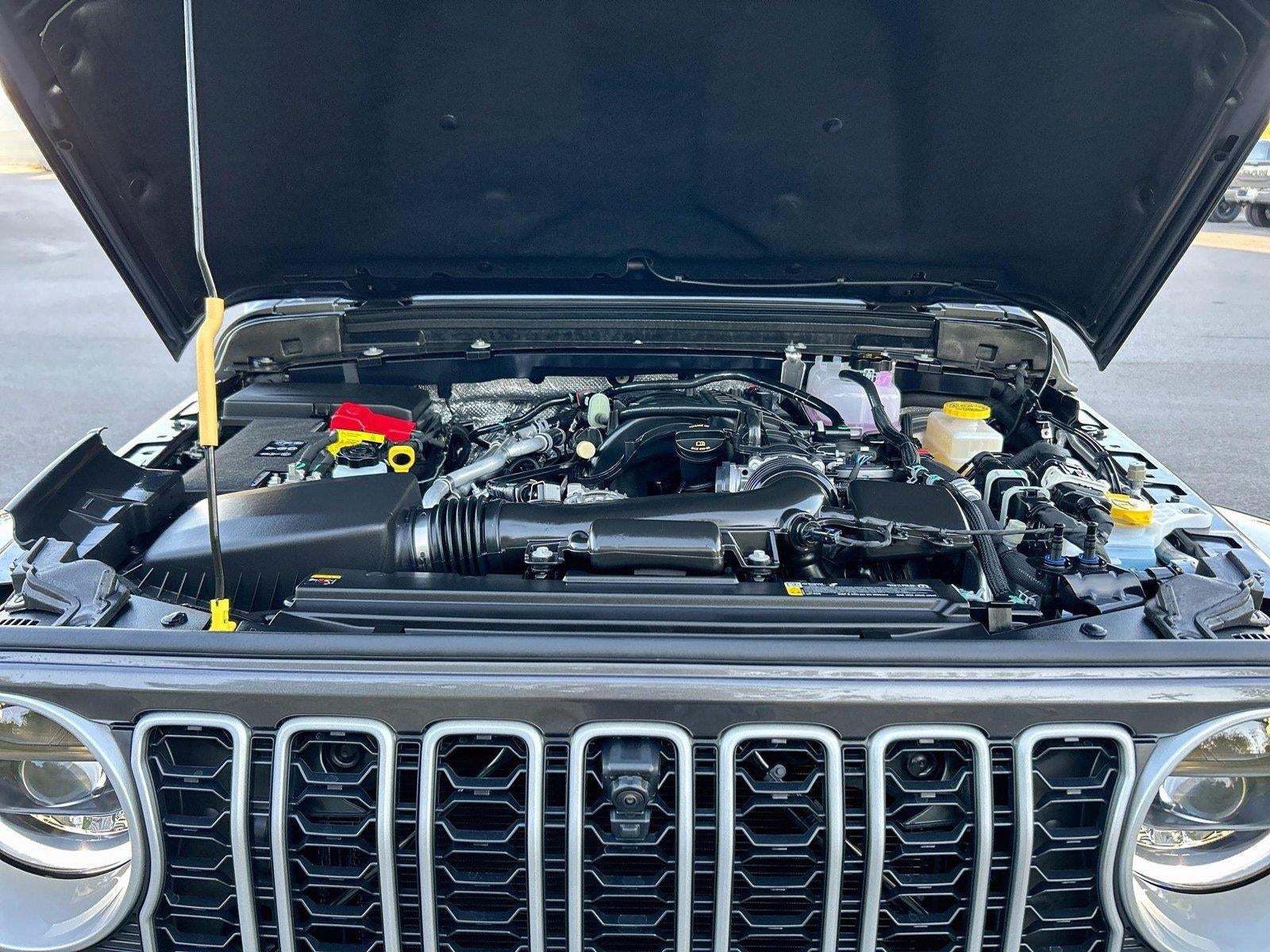 2027 Jeep Wrangler WRANGLER 4-DOOR SAHARA