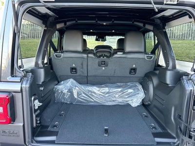 2027 Jeep Wrangler WRANGLER 4-DOOR SAHARA