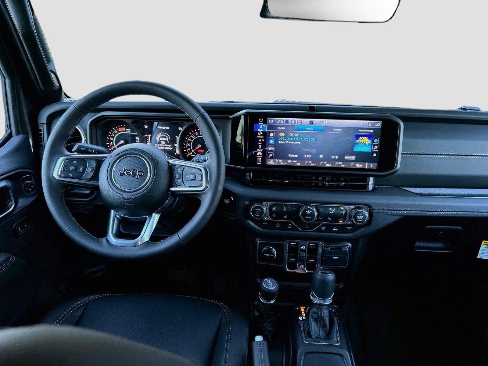 2027 Jeep Wrangler WRANGLER 4-DOOR SAHARA